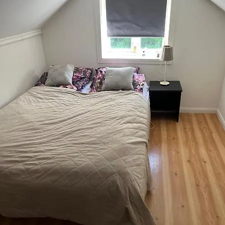 Koselig Lite Hus Naer Sentrum Ferienhaus